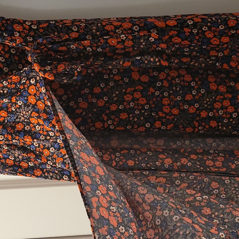 Universal Thread wrap dress - Picture 5 of 7